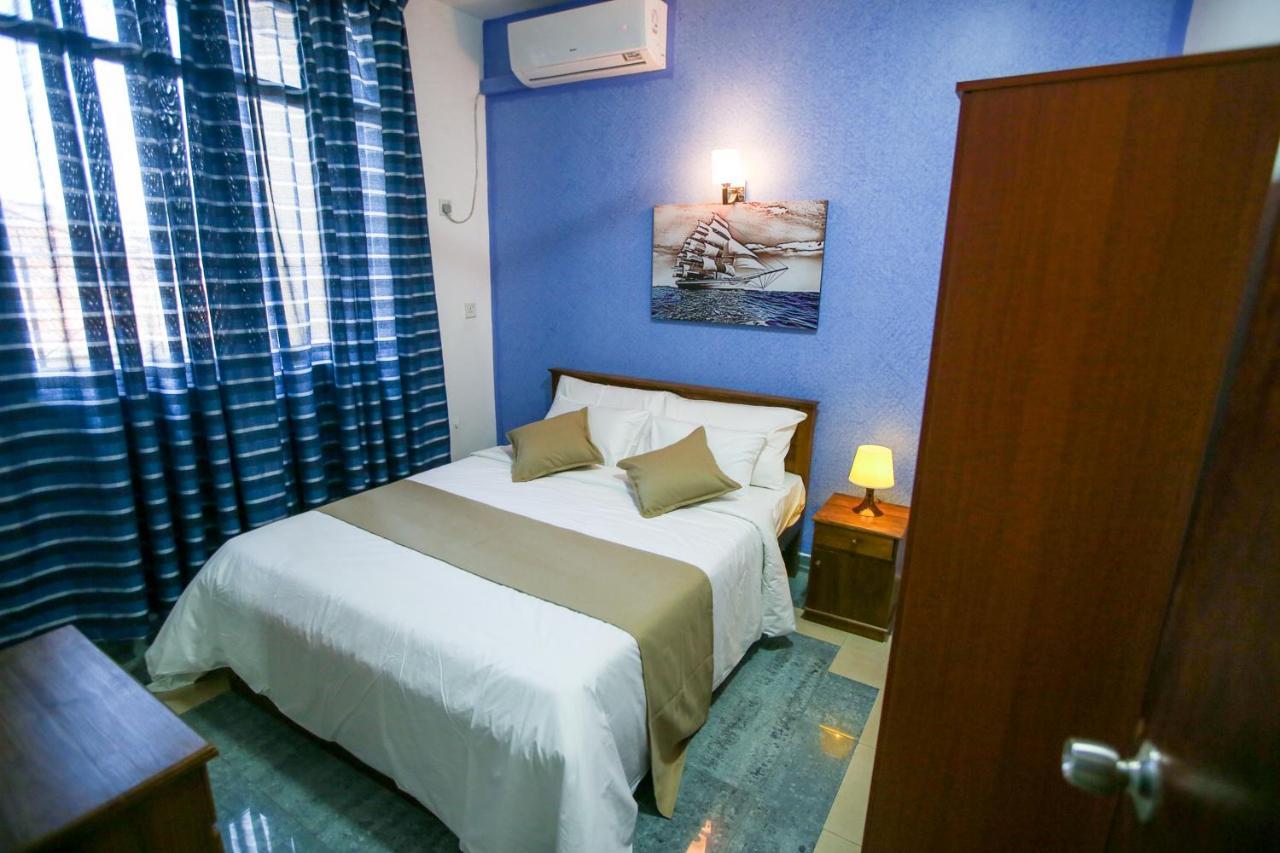 Maple Tree Residencies Hotel Dehiwala-Mount Lavinia ภายนอก รูปภาพ